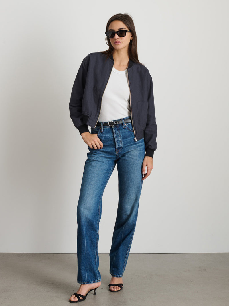 <p><em>the</em></p><p>Jacket</p>