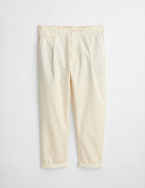 Standard Pleated Pant in Chino